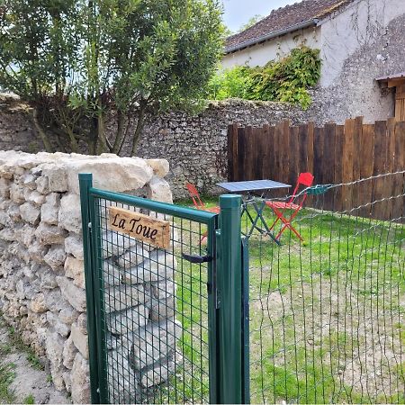 Gite La Toue Saint-Dye-sur-Loire Экстерьер фото